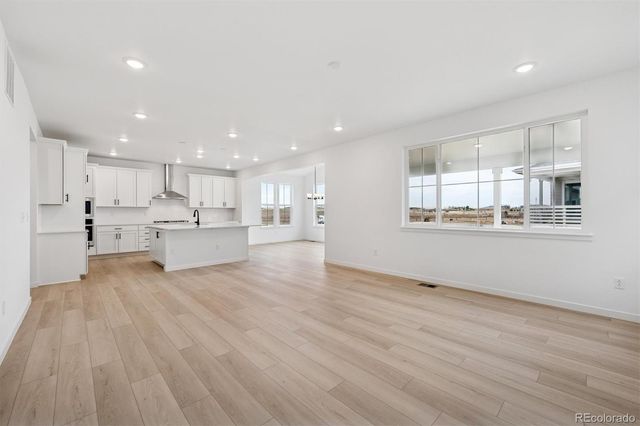 486 S Salida Street, Aurora, CO 80017