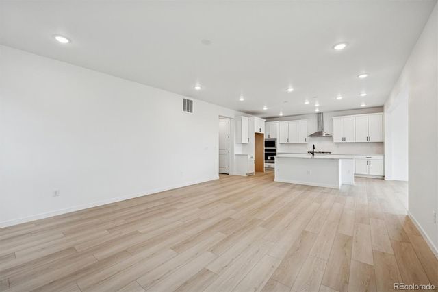 486 S Salida Street, Aurora, CO 80017