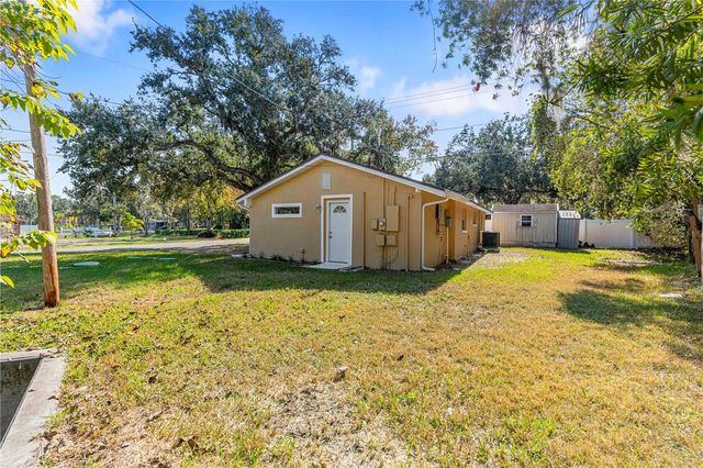 8623 PARKWAY CIRCLE, Riverview, FL 33569