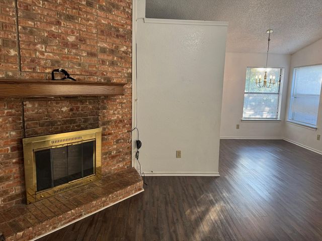 500 Island Court, Irving, TX 75060