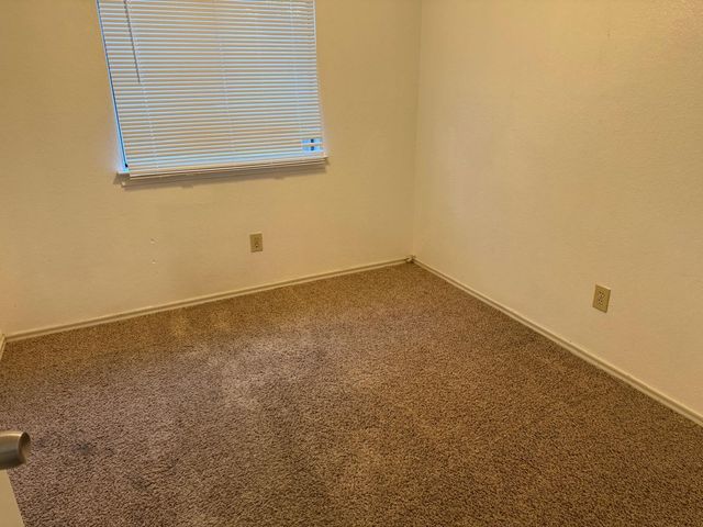 500 Island Court, Irving, TX 75060
