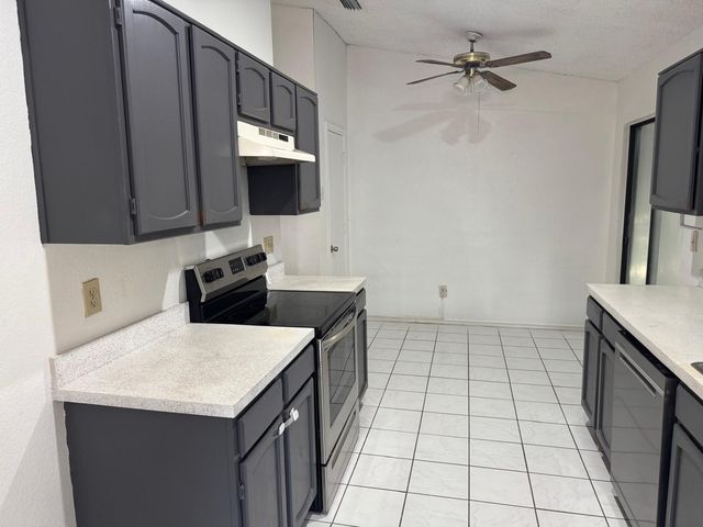 500 Island Court, Irving, TX 75060