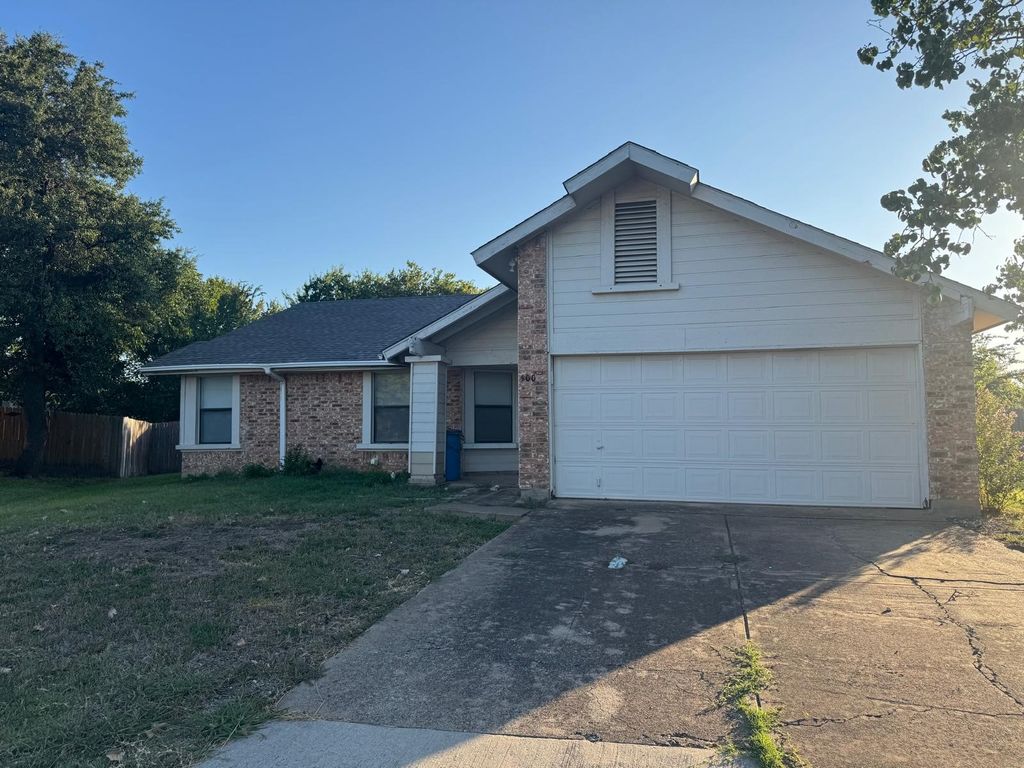 500 Island Court, Irving, TX 75060