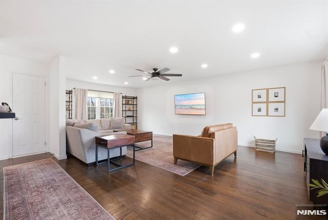 72 Lenox Road, Wayne, NJ 07470