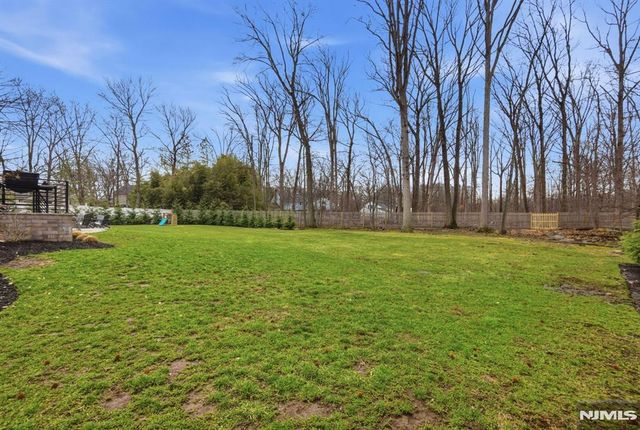 72 Lenox Road, Wayne, NJ 07470