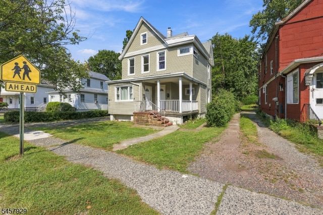 406 Saddle River Rd 2, Saddle Brook Twp., NJ 07663