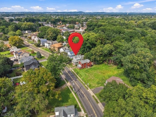 406 Saddle River Rd 2, Saddle Brook Twp., NJ 07663