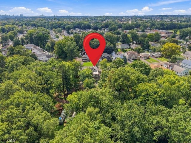 406 Saddle River Rd 2, Saddle Brook Twp., NJ 07663