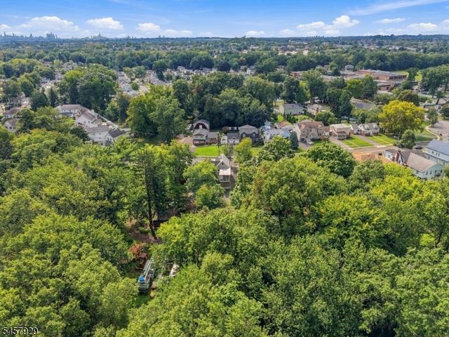 406 Saddle River Rd 2, Saddle Brook Twp., NJ 07663