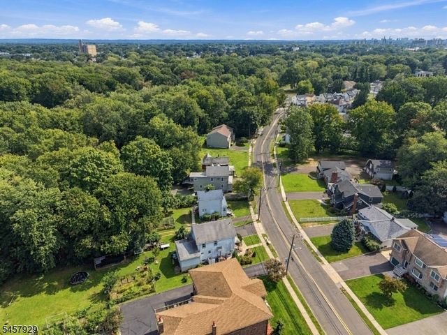 406 Saddle River Rd 2, Saddle Brook Twp., NJ 07663