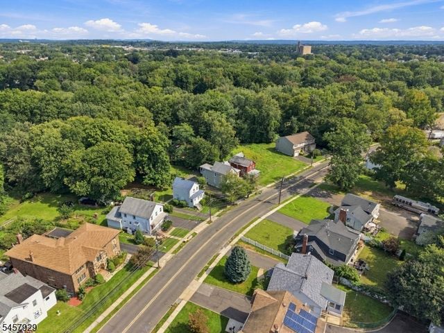 406 Saddle River Rd 2, Saddle Brook Twp., NJ 07663
