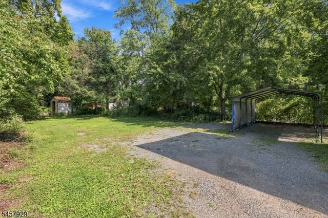 406 Saddle River Rd 2, Saddle Brook Twp., NJ 07663