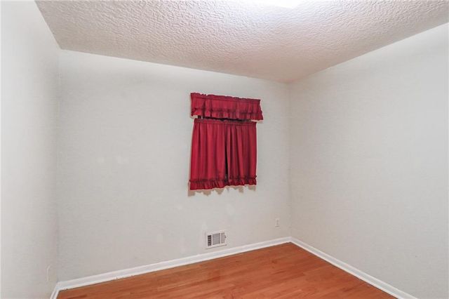 6616 Hardy Avenue, Raytown, MO 64133