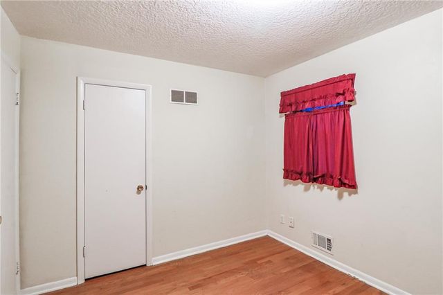 6616 Hardy Avenue, Raytown, MO 64133