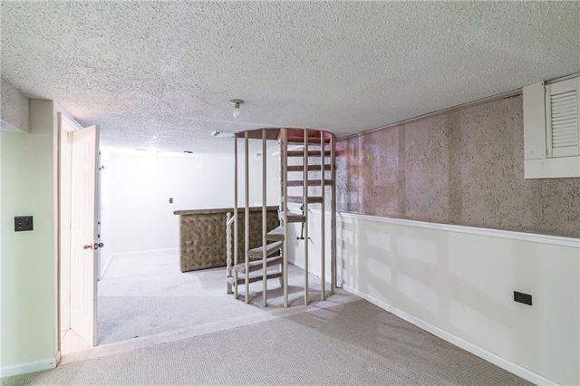 6616 Hardy Avenue, Raytown, MO 64133