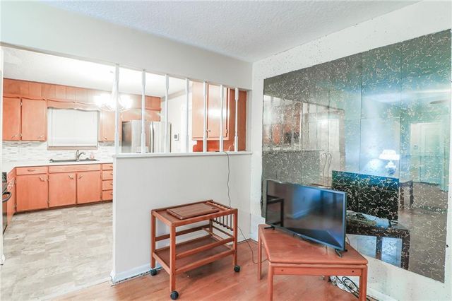 6616 Hardy Avenue, Raytown, MO 64133
