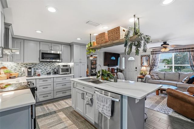 13628 LESLIE DRIVE, Hudson, FL 34667