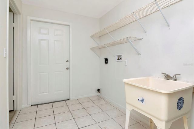 3305 56TH AVENUE N, St Petersburg, FL 33714