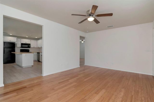 3305 56TH AVENUE N, St Petersburg, FL 33714