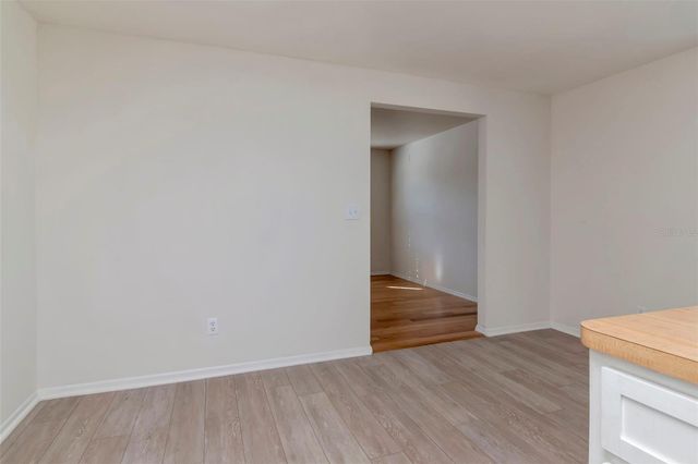 3305 56TH AVENUE N, St Petersburg, FL 33714