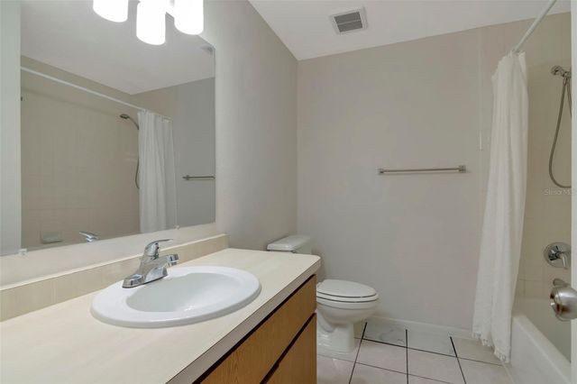 3305 56TH AVENUE N, St Petersburg, FL 33714