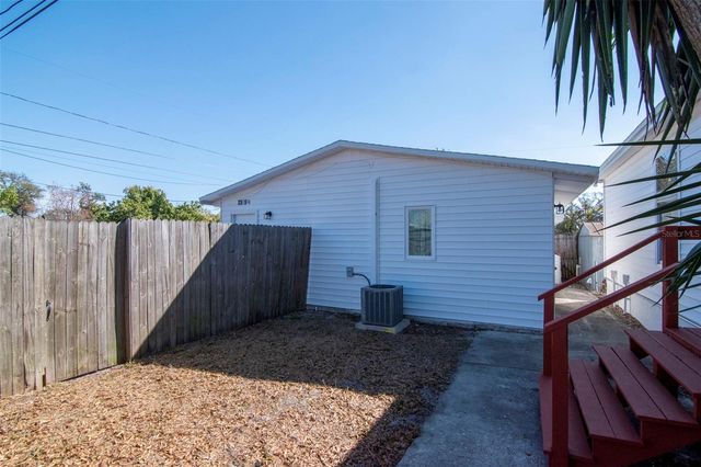 3305 56TH AVENUE N, St Petersburg, FL 33714
