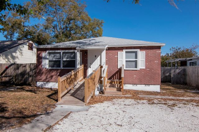 3305 56TH AVENUE N, St Petersburg, FL 33714