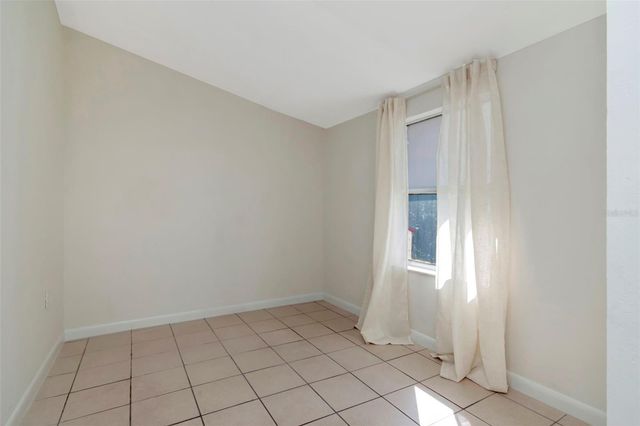 3305 56TH AVENUE N, St Petersburg, FL 33714