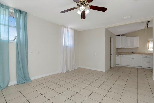 3305 56TH AVENUE N, St Petersburg, FL 33714