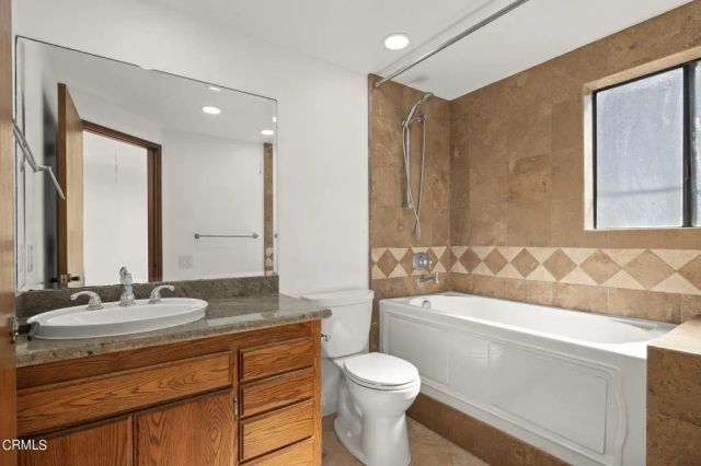 292 Highland Drive, Oxnard, CA 93035