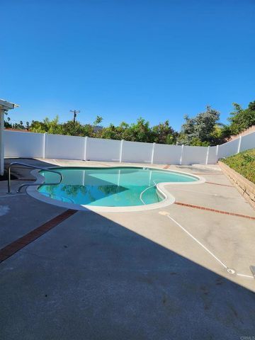 7610 Seton Hall Street, La Mesa, CA 91942