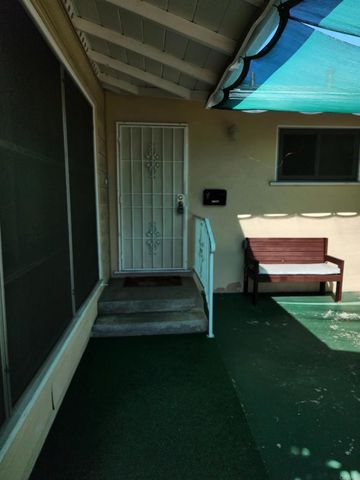 7610 Seton Hall Street, La Mesa, CA 91942