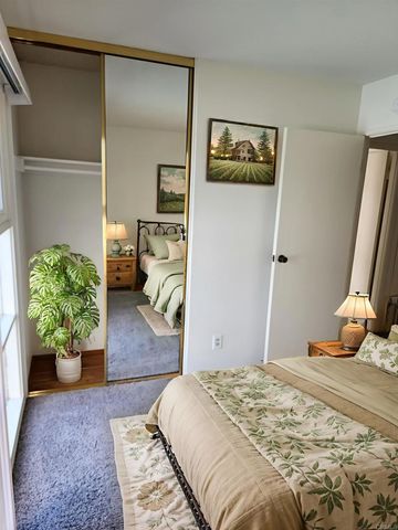 7610 Seton Hall Street, La Mesa, CA 91942