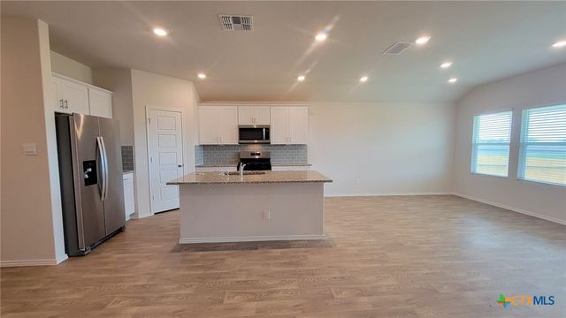 364 Deborah Drive, New Braunfels, TX 78130