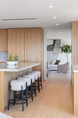 1553 Copa De Oro Drive, La Jolla, CA 92037