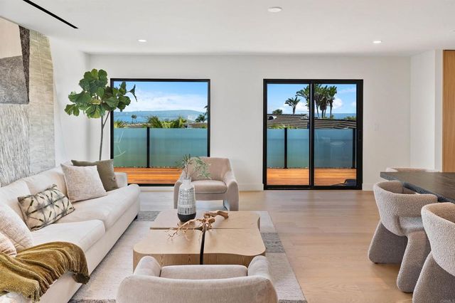 1553 Copa De Oro Drive, La Jolla, CA 92037