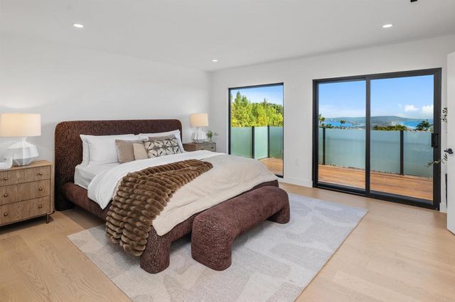 1553 Copa De Oro Drive, La Jolla, CA 92037