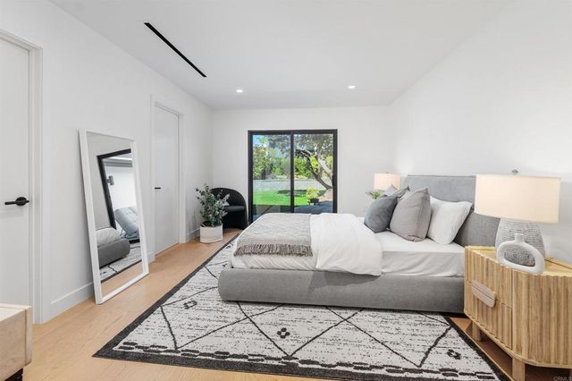 1553 Copa De Oro Drive, La Jolla, CA 92037
