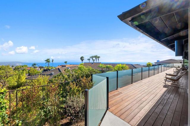 1553 Copa De Oro Drive, La Jolla, CA 92037