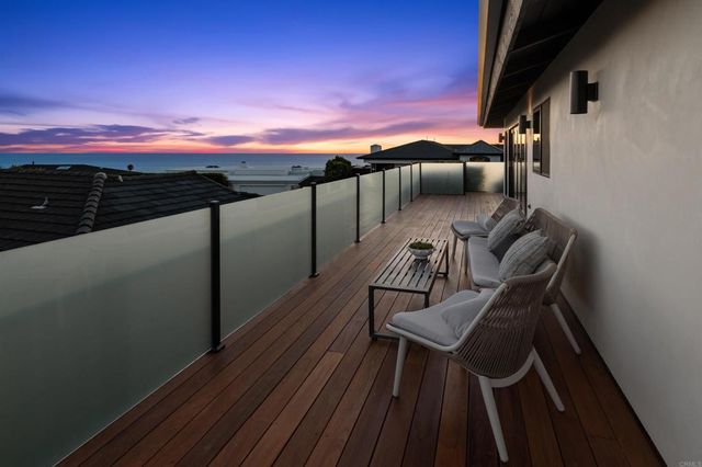 1553 Copa De Oro Drive, La Jolla, CA 92037