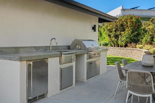 1553 Copa De Oro Drive, La Jolla, CA 92037