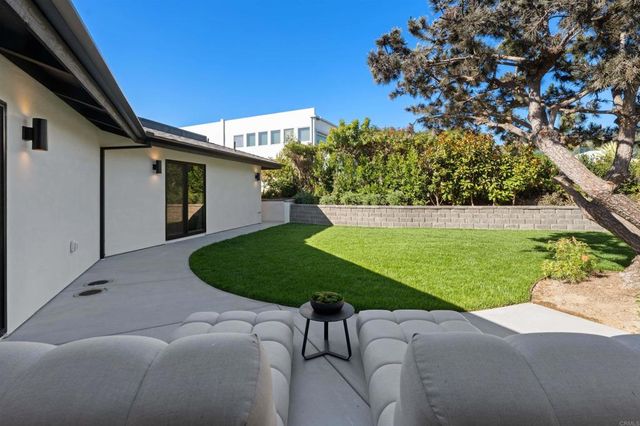 1553 Copa De Oro Drive, La Jolla, CA 92037