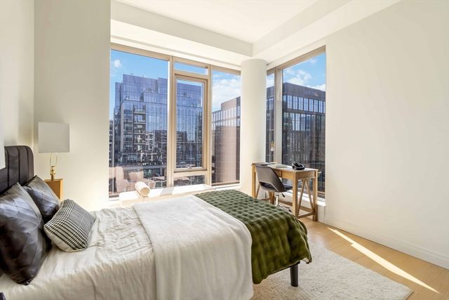 133 Seaport Blvd 2007, Boston, MA 02210