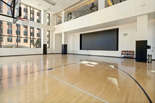 133 Seaport Blvd 2007, Boston, MA 02210