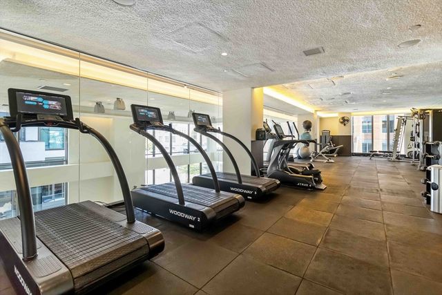 133 Seaport Blvd 2007, Boston, MA 02210