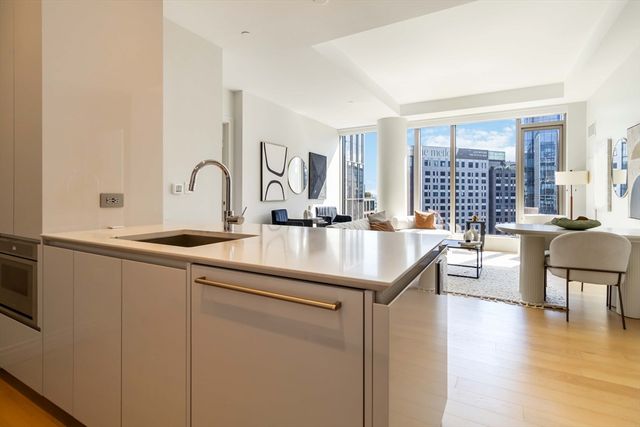 133 Seaport Blvd 2007, Boston, MA 02210