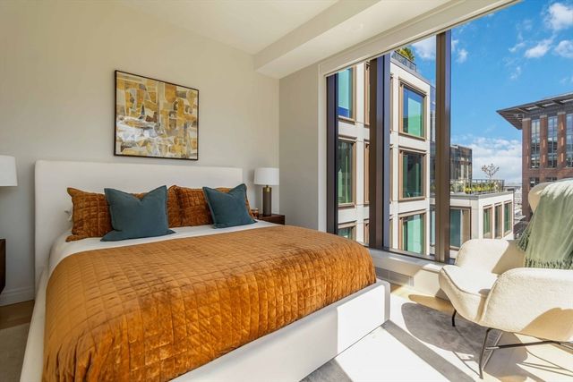 133 Seaport Blvd 2007, Boston, MA 02210