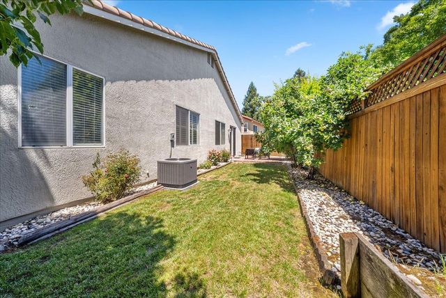 5503 Darby Rd, Rocklin, CA 95765