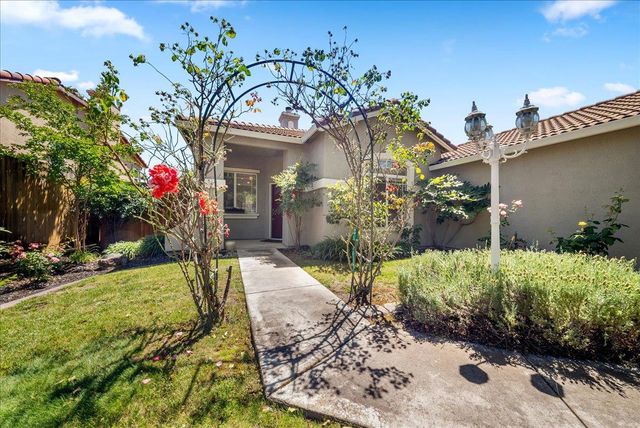 5503 Darby Rd, Rocklin, CA 95765