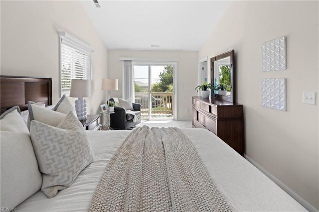 2737 Sandfiddler RD, Virginia Beach, VA 23456